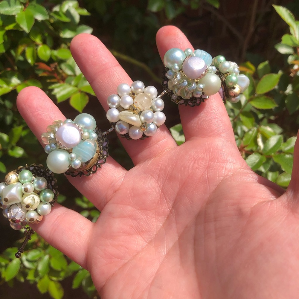 “Mint Julep” 🍵🍵🍹Handmade bracelet from vintage pearl earrings